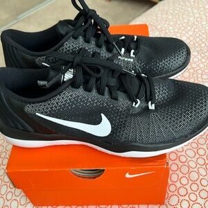 Nike Supreme Flex Training